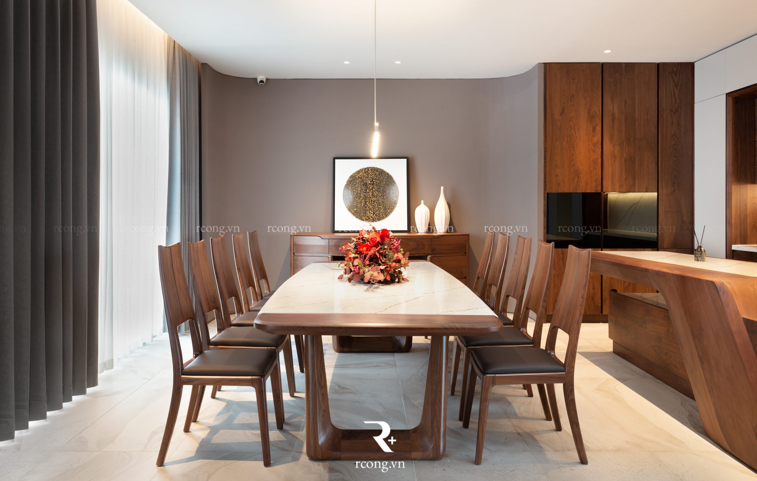 Showroom R Cộng – Chi Nhánh Sài Gòn