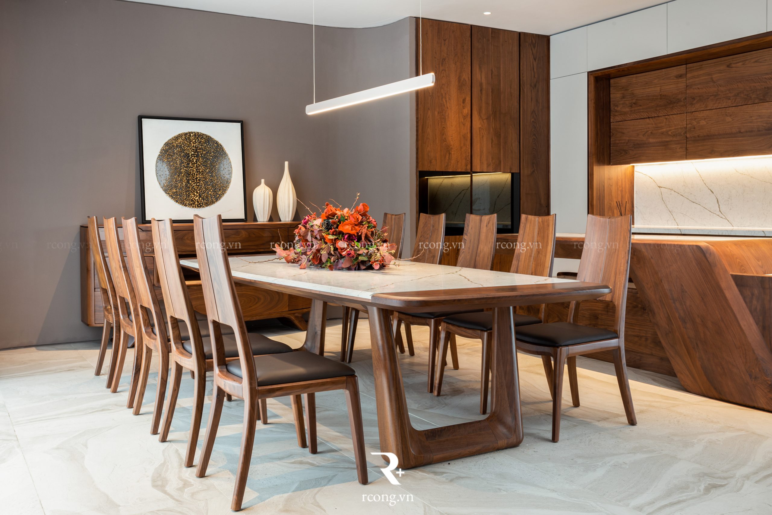 Showroom R Cộng – Chi Nhánh Sài Gòn