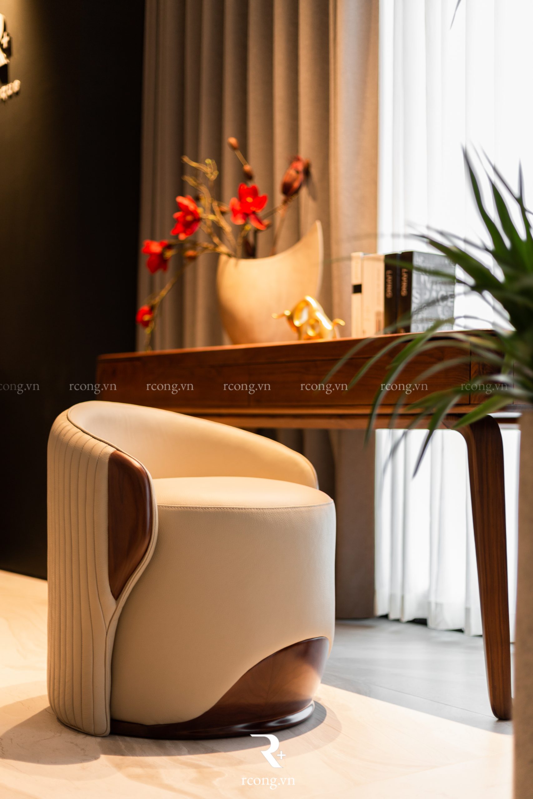 Showroom R Cộng – Chi Nhánh Sài Gòn