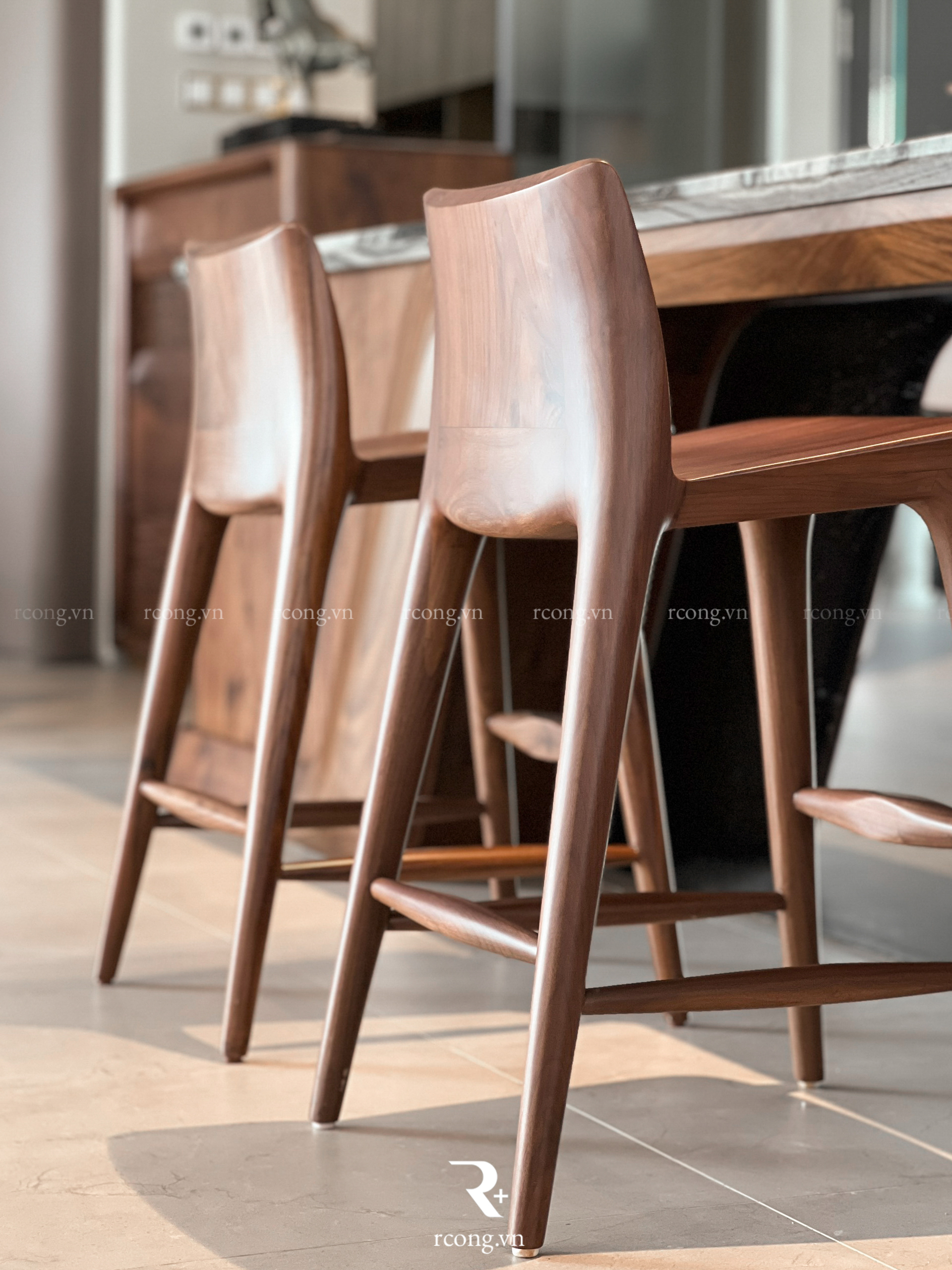 Showroom R Cộng – Chi Nhánh Sài Gòn