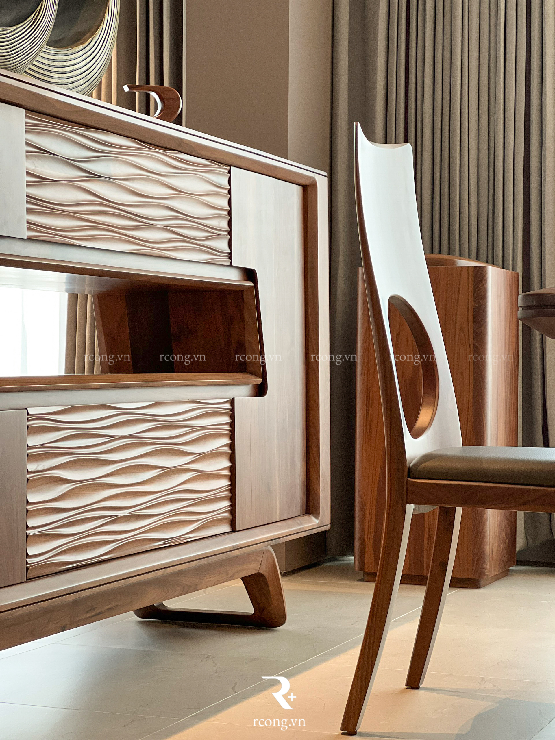 Showroom R Cộng – Chi Nhánh Sài Gòn