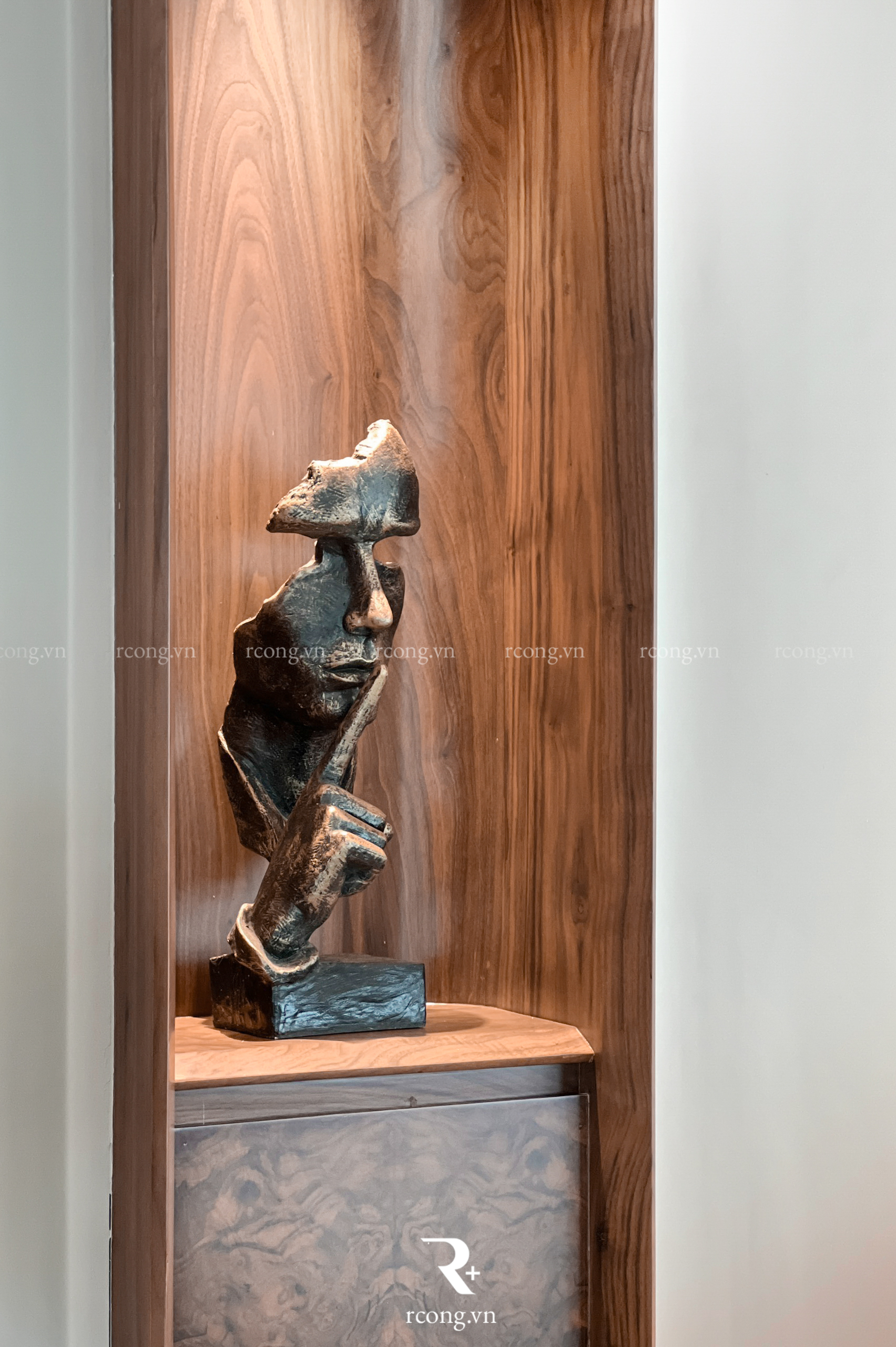 Showroom R Cộng – Chi Nhánh Sài Gòn