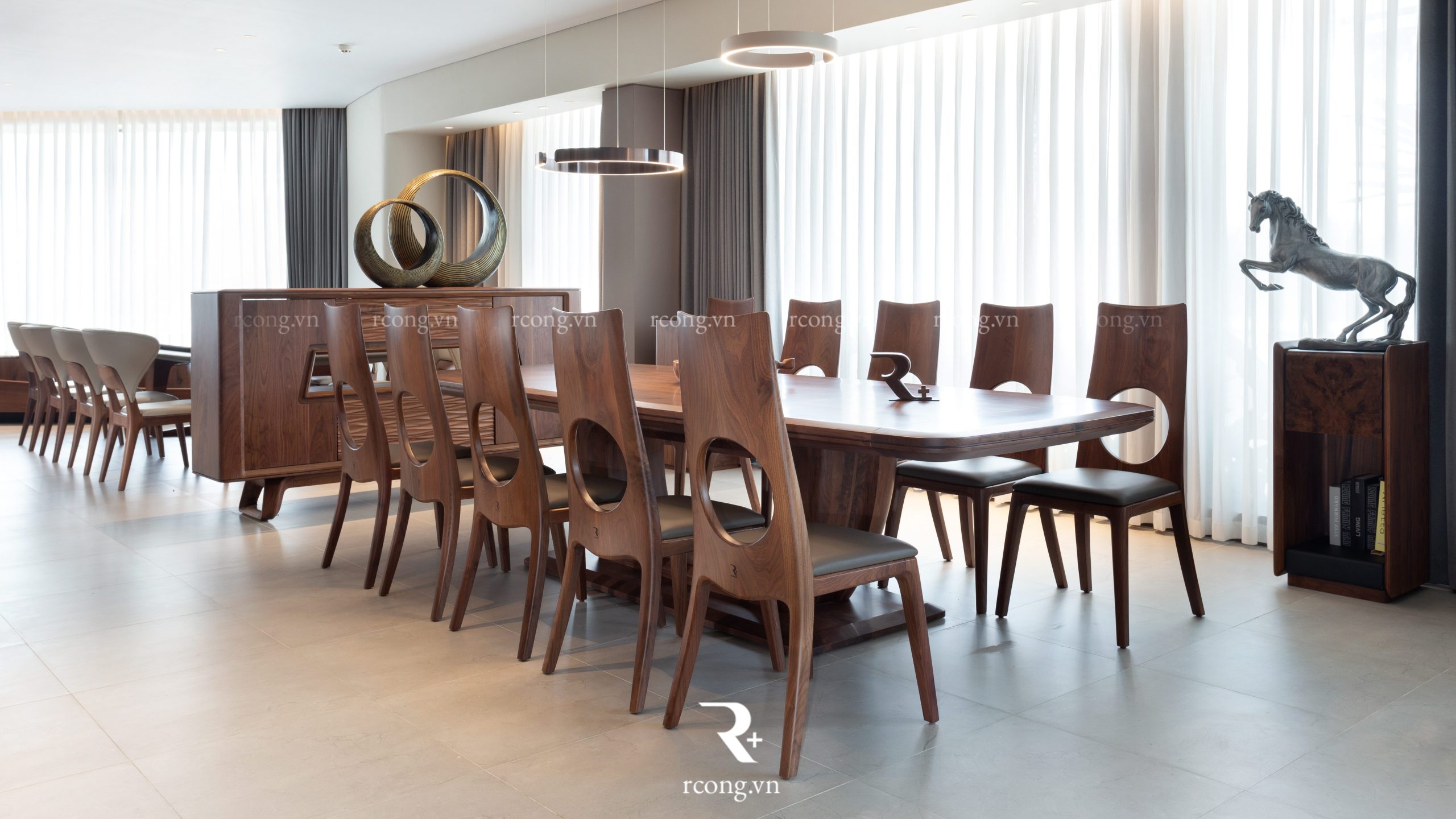 bàn ăn gỗ óc chó