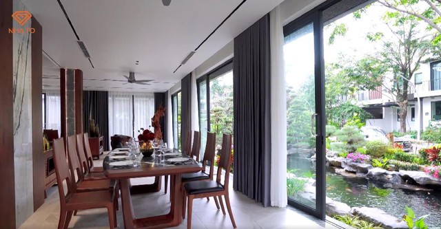 Căn biệt thự 500m2 giữa Ecopark thơ mộng nhưng chỉ có 1 người ở, gia chủ có 6/7 người con cùng xây nhà quây quần bên mẹ - Ảnh 10. Căn biệt thự 500m2 giữa Ecopark thơ mộng nhưng chỉ có 1 người ở, gia chủ có 6/7 người con cùng xây nhà quây quần bên mẹ - Ảnh 10.